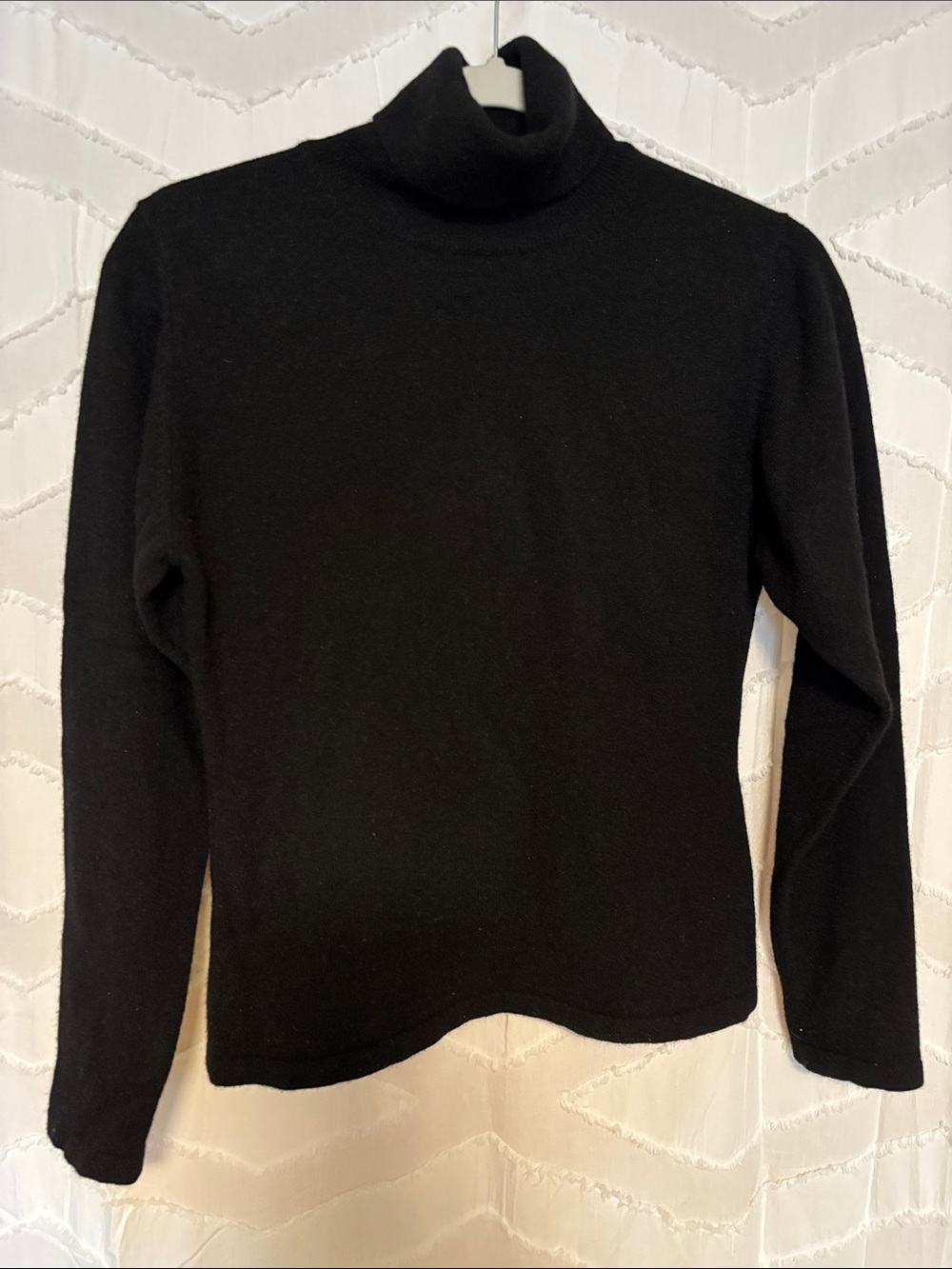 Express 100% Cashmere Black Turtleneck Sweater